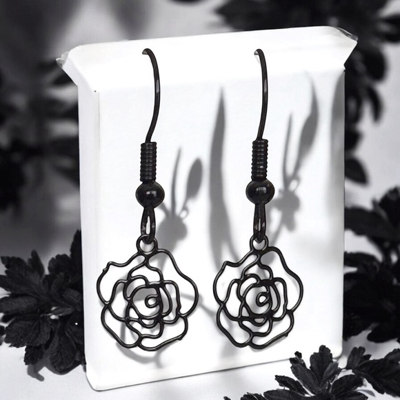 5 For $25💫Black Filigree Rose Dangles  (Very Small) - Picture 1 of 4